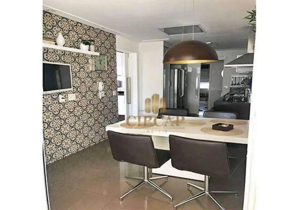 Apartamento, 3 quartos, 230 m² - Foto 2