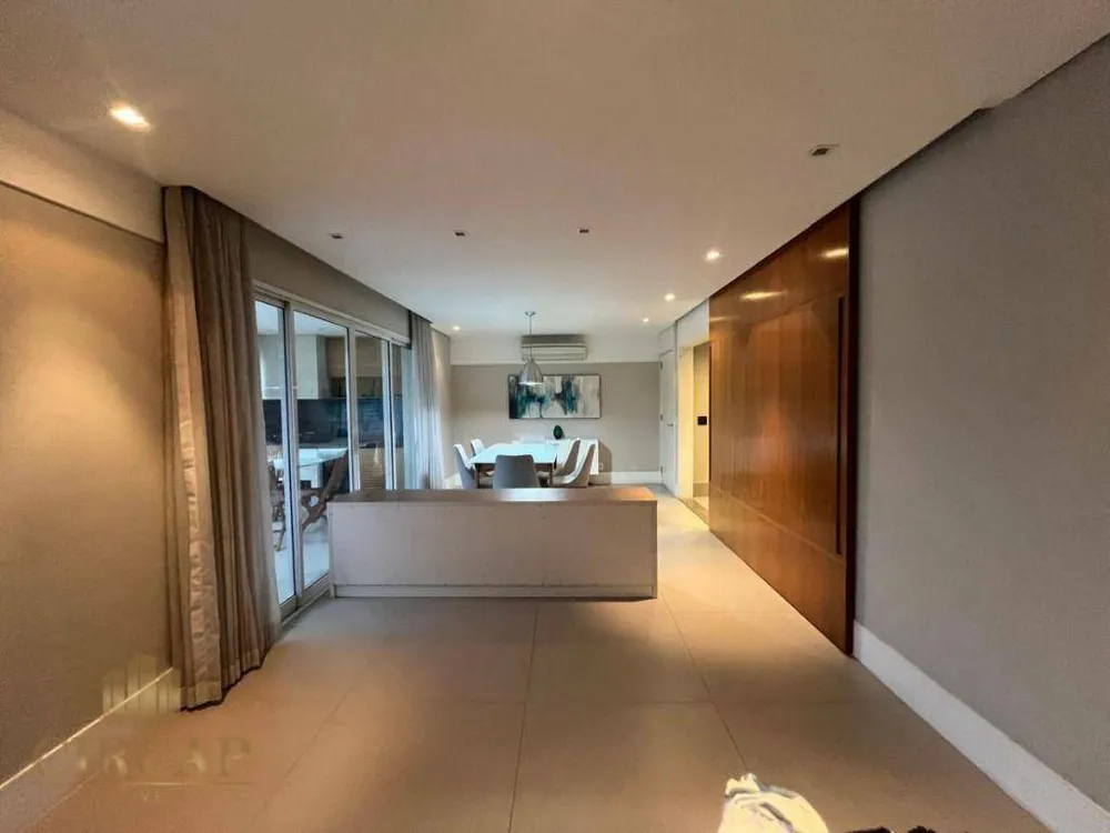 Apartamento, 3 quartos, 121 m² - Foto 2