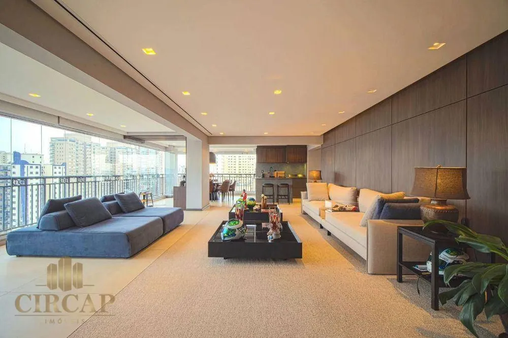 Apartamento, 3 quartos, 223 m² - Foto 1