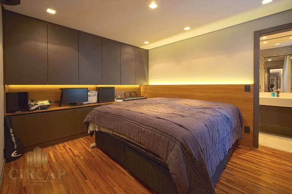 Apartamento, 3 quartos, 223 m² - Foto 5