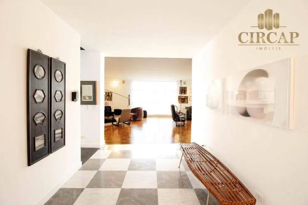 Apartamento, 3 quartos, 260 m² - Foto 1