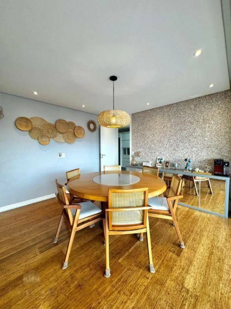Apartamento, 3 quartos, 130 m² - Foto 1