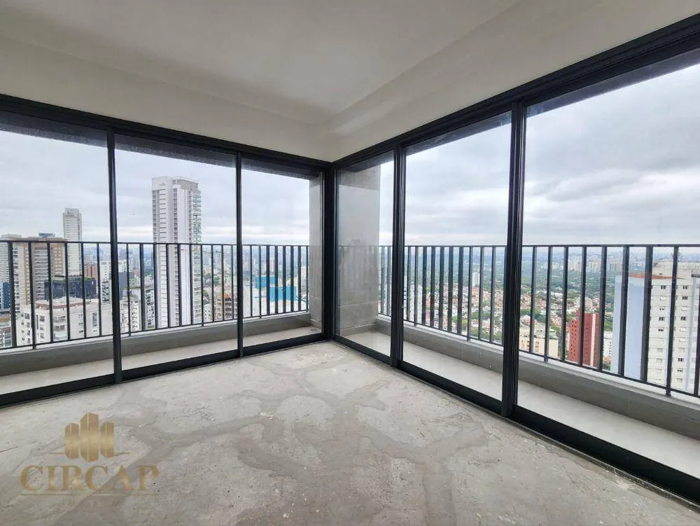 Apartamento, 3 quartos, 205 m² - Foto 1