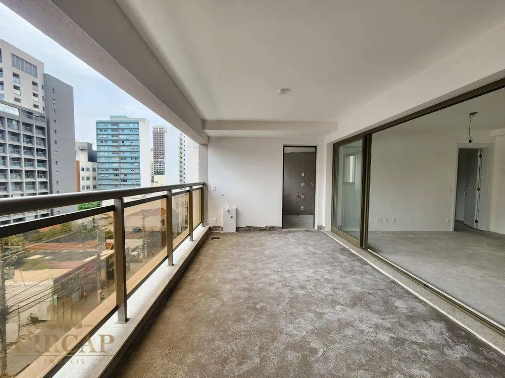 Apartamento, 3 quartos, 162 m² - Foto 1
