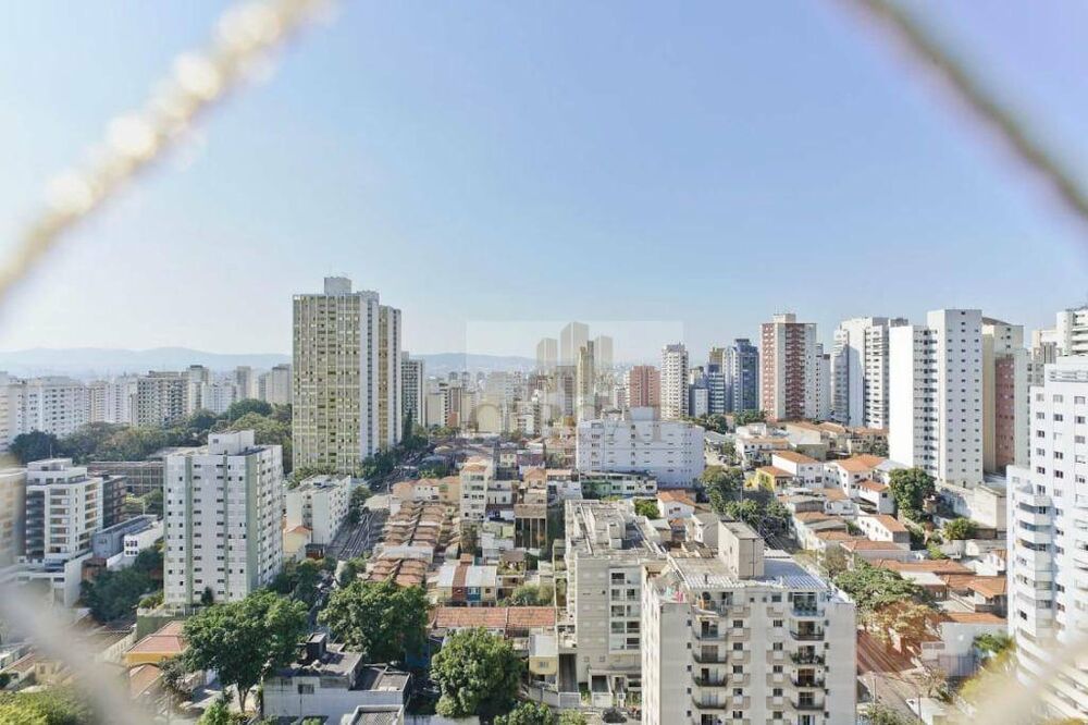 Apartamento à venda com 3 quartos, 201m² - Foto 3