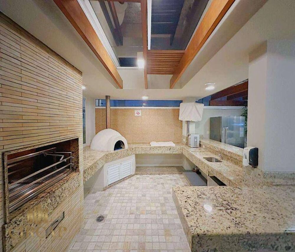 Apartamento à venda com 3 quartos, 201m² - Foto 7