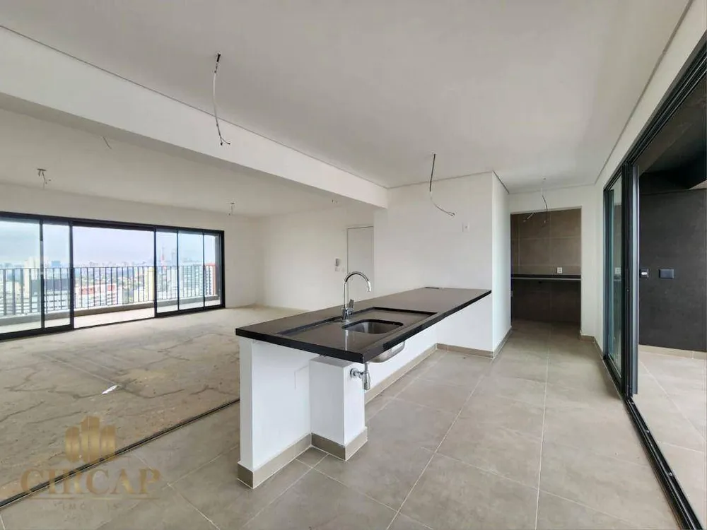 Apartamento, 4 quartos, 198 m² - Foto 2
