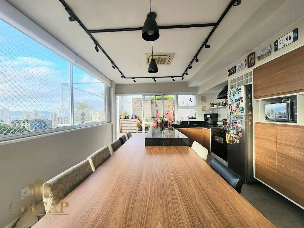 Cobertura, 3 quartos, 185 m² - Foto 1