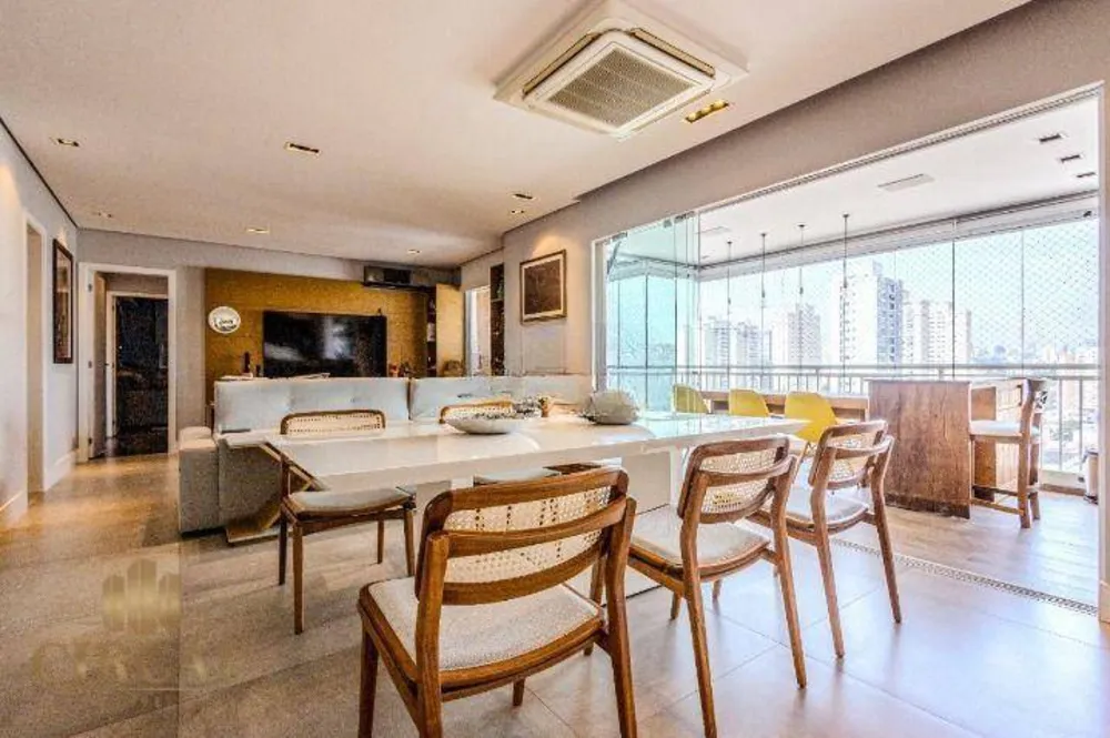 Apartamento, 3 quartos, 133 m² - Foto 1
