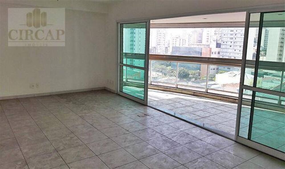 Apartamento à venda com 4 quartos, 157m² - Foto 6