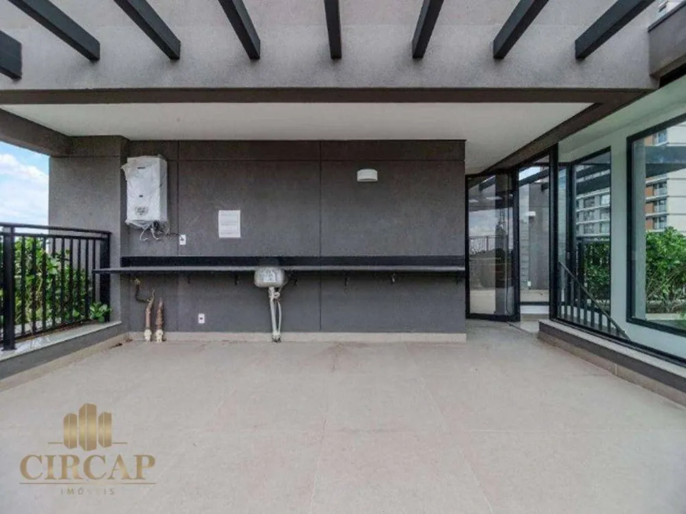 Cobertura, 3 quartos, 221 m² - Foto 1