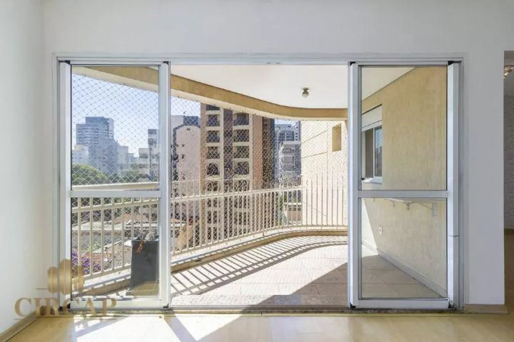 Apartamento à venda com 3 quartos, 130m² - Foto 4