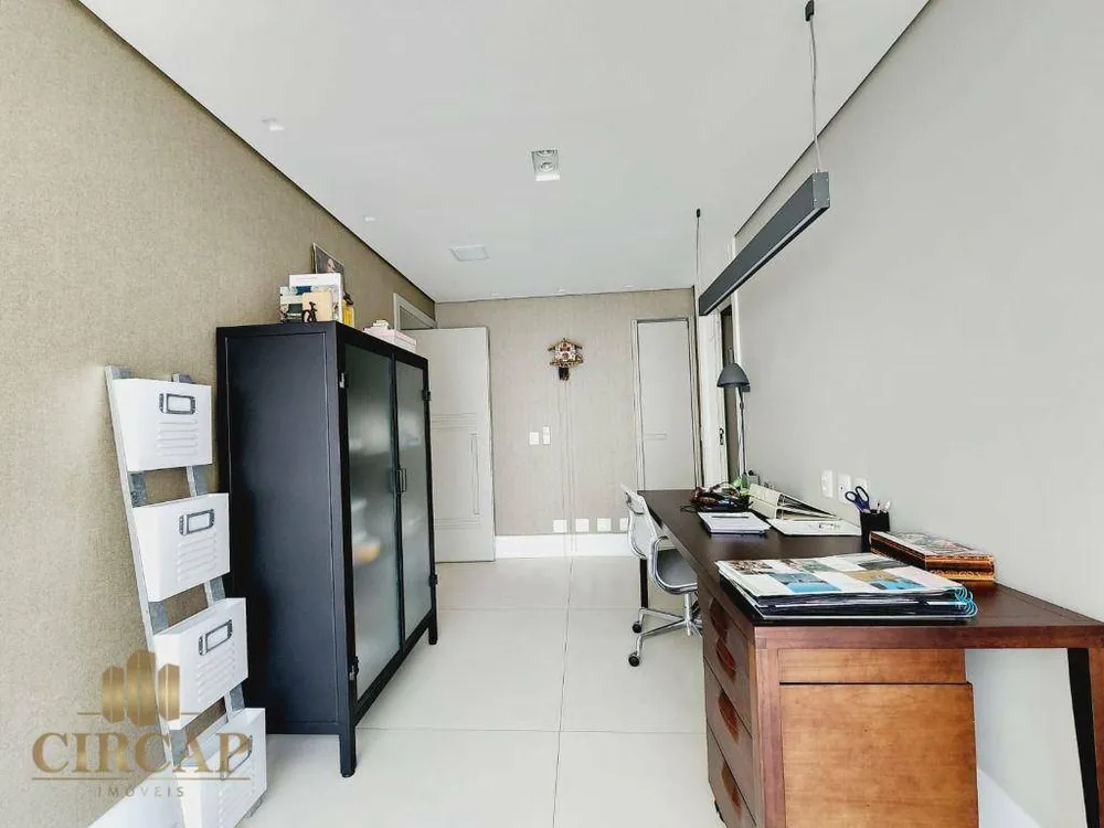 Apartamento, 4 quartos, 266 m² - Foto 10