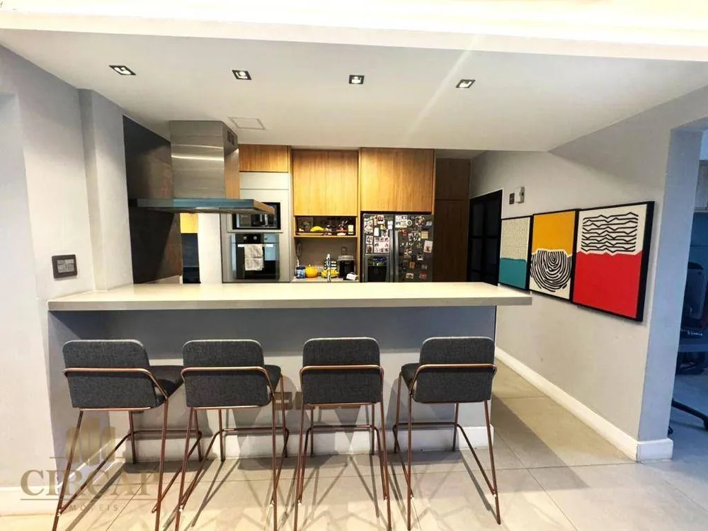 Apartamento, 3 quartos, 139 m² - Foto 1