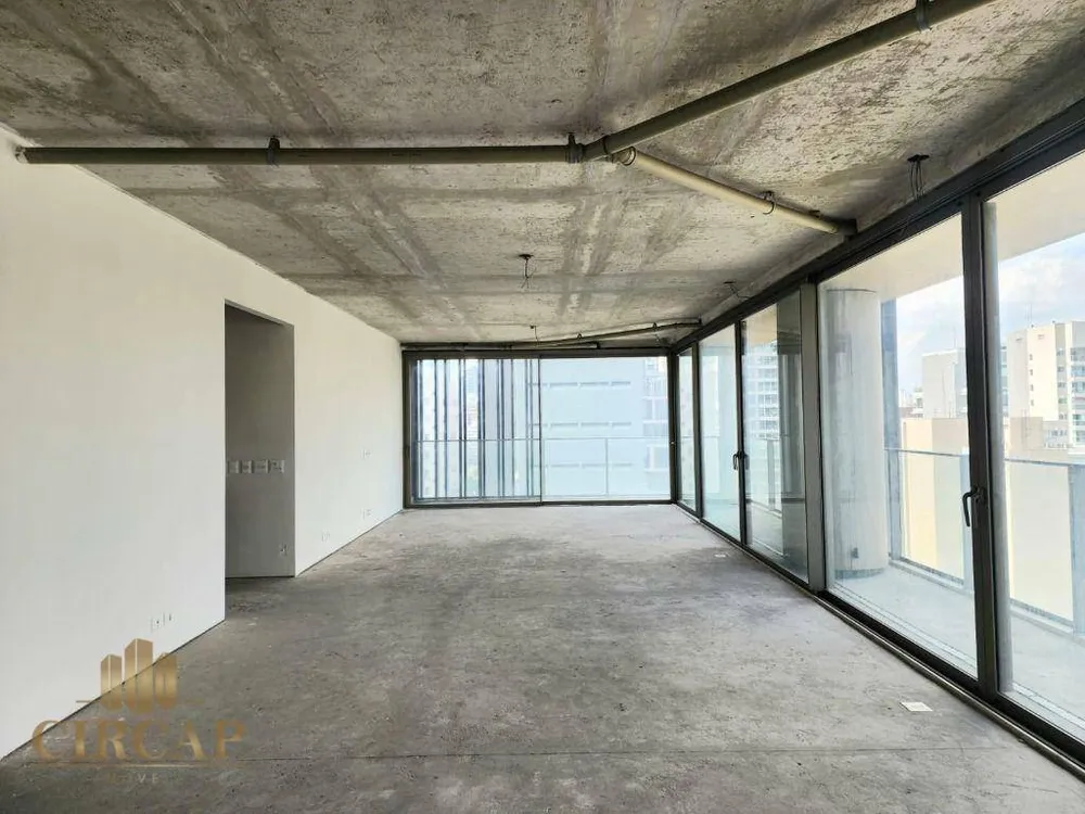 Apartamento, 3 quartos, 232 m² - Foto 2