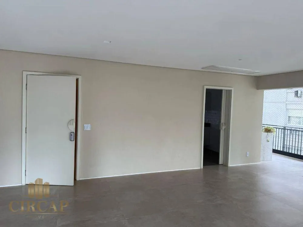 Apartamento, 3 quartos, 226 m² - Foto 5