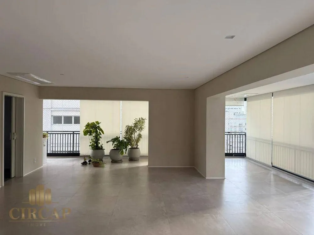Apartamento, 3 quartos, 226 m² - Foto 10
