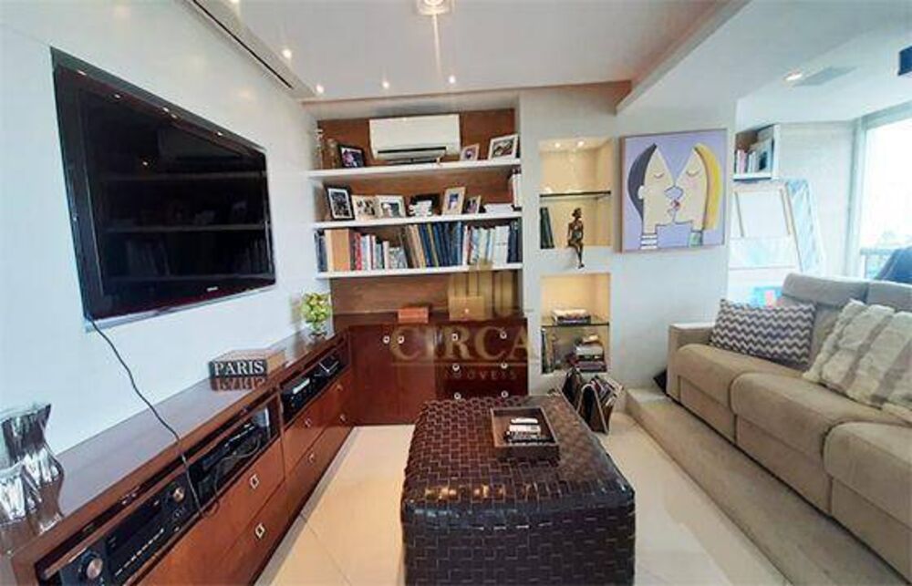 Apartamento para alugar com 3 quartos, 258m² - Foto 3