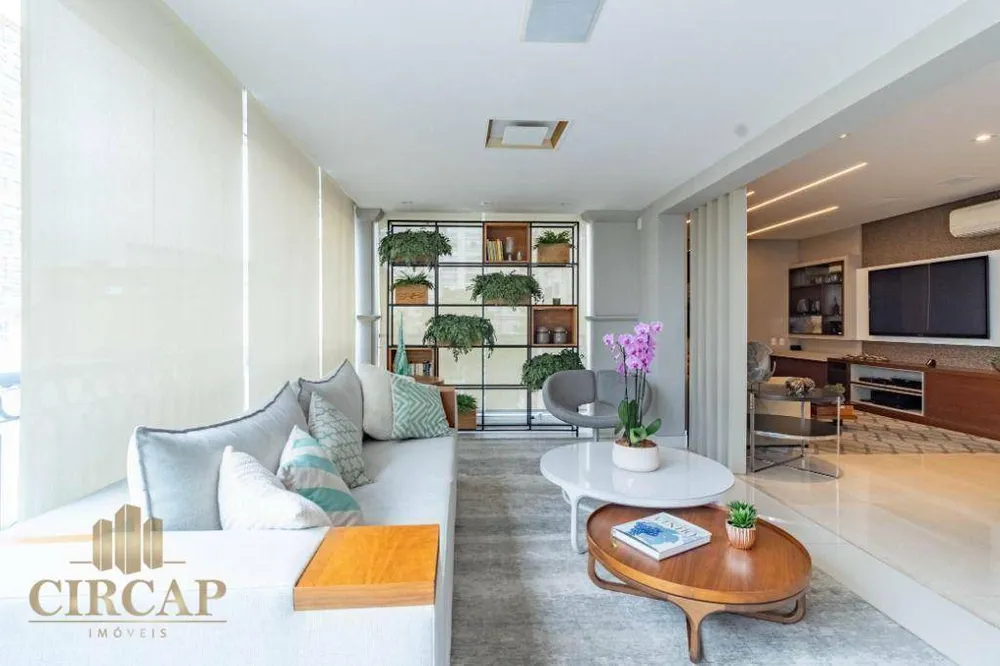 Apartamento, 3 quartos, 190 m² - Foto 2