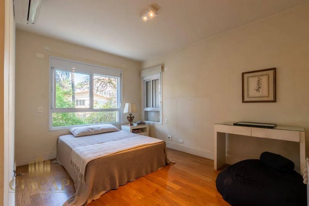 Apartamento, 4 quartos, 330 m² - Foto 10