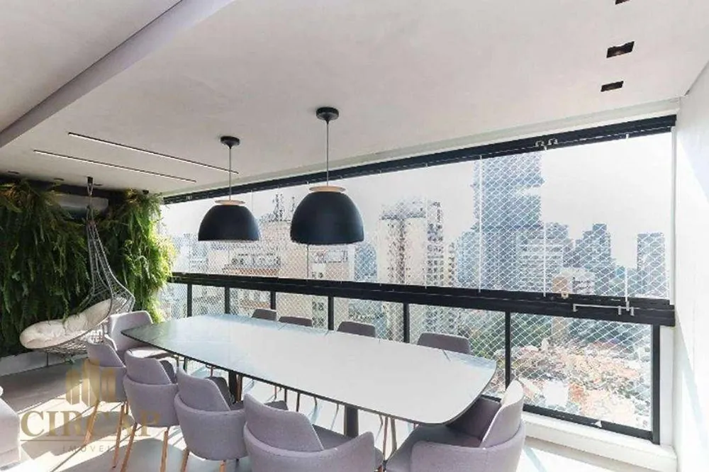 Apartamento, 3 quartos, 137 m² - Foto 1