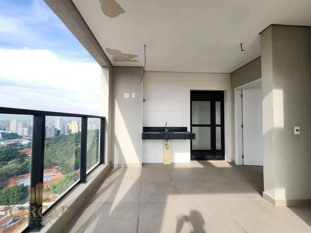 Cobertura, 3 quartos, 220 m² - Foto 2