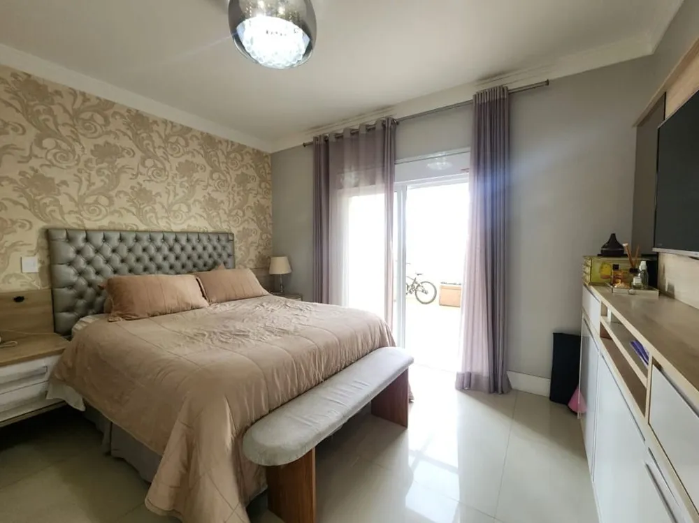 Apartamento, 3 quartos, 215 m² - Foto 3