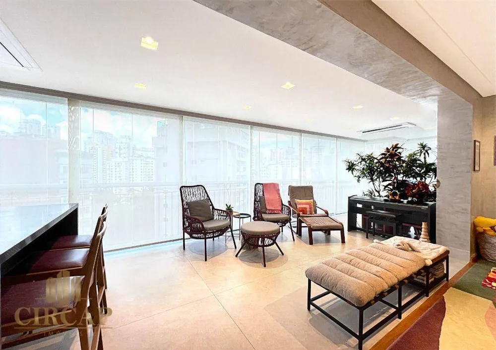 Apartamento, 4 quartos, 226 m² - Foto 6