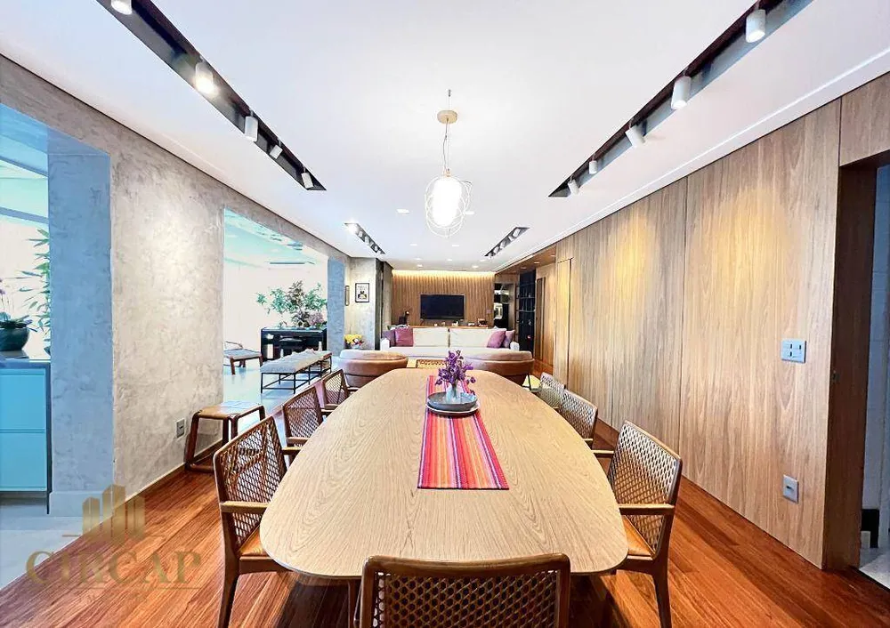 Apartamento, 4 quartos, 226 m² - Foto 1