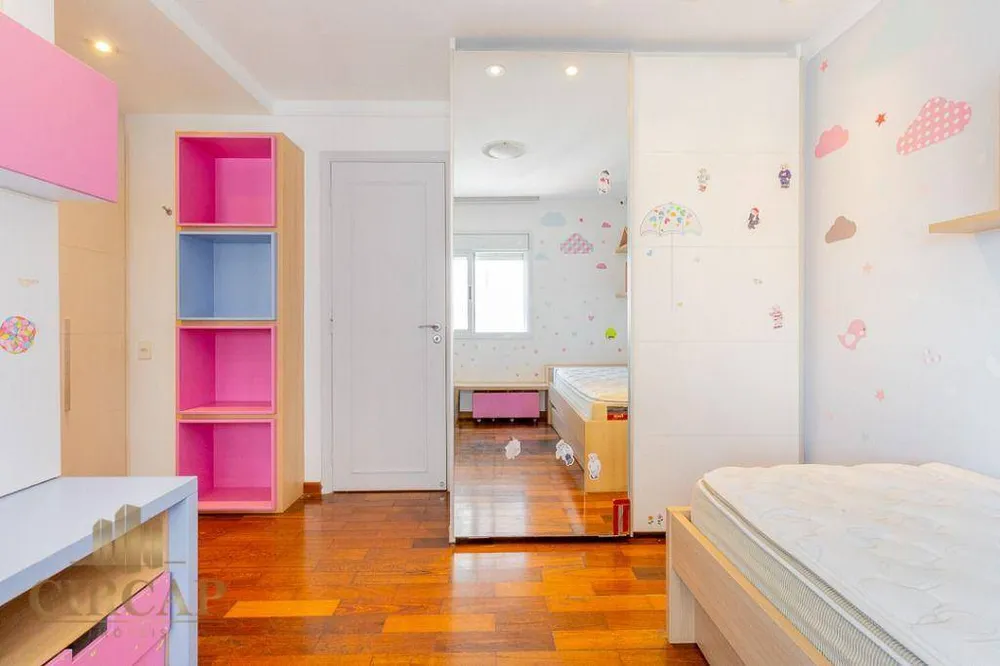 Apartamento, 4 quartos, 250 m² - Foto 1