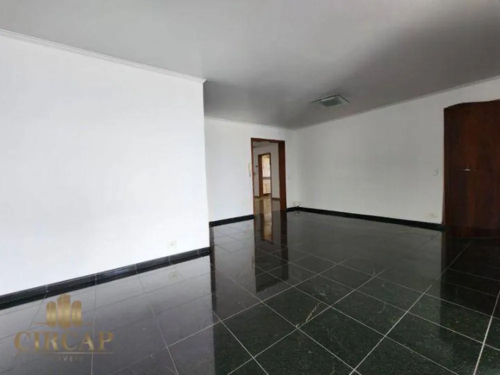 Apartamento, 3 quartos, 160 m² - Foto 1