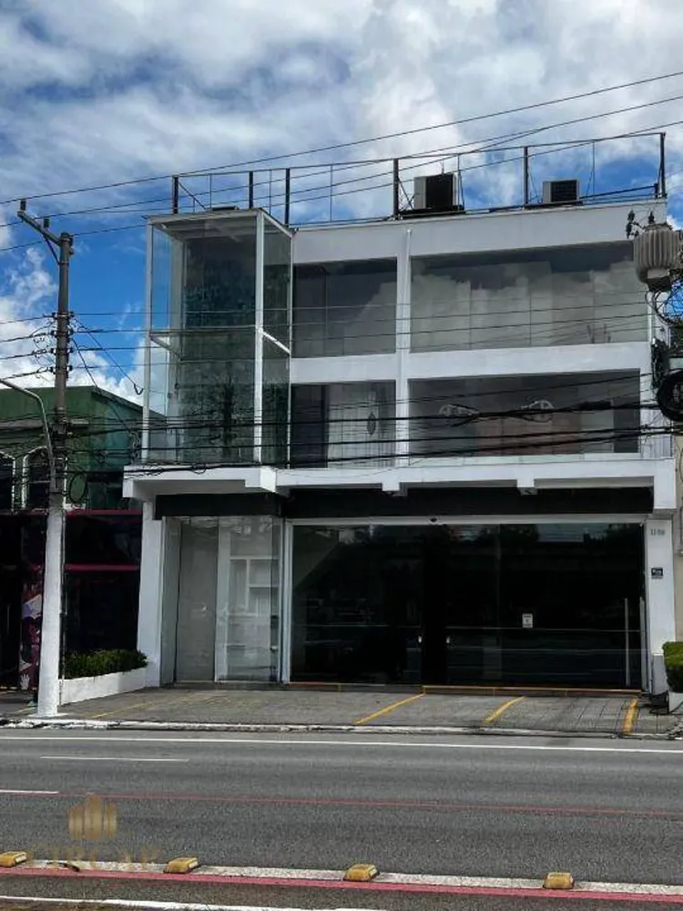 Prédio Inteiro, 2466 m² - Foto 1
