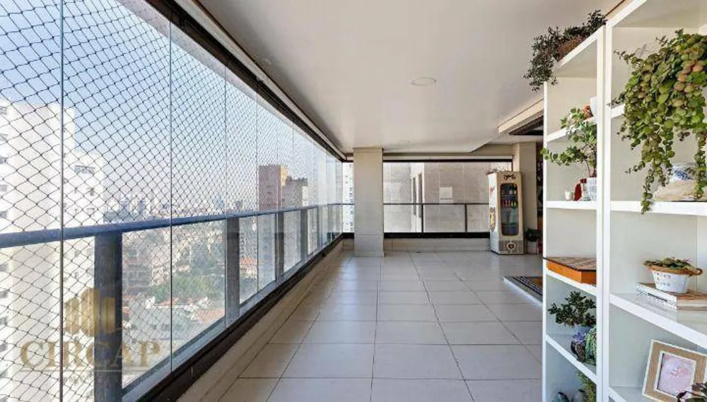 Apartamento, 4 quartos, 227 m² - Foto 1