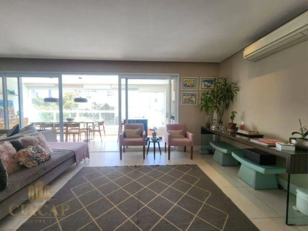Apartamento, 3 quartos, 160 m² - Foto 3