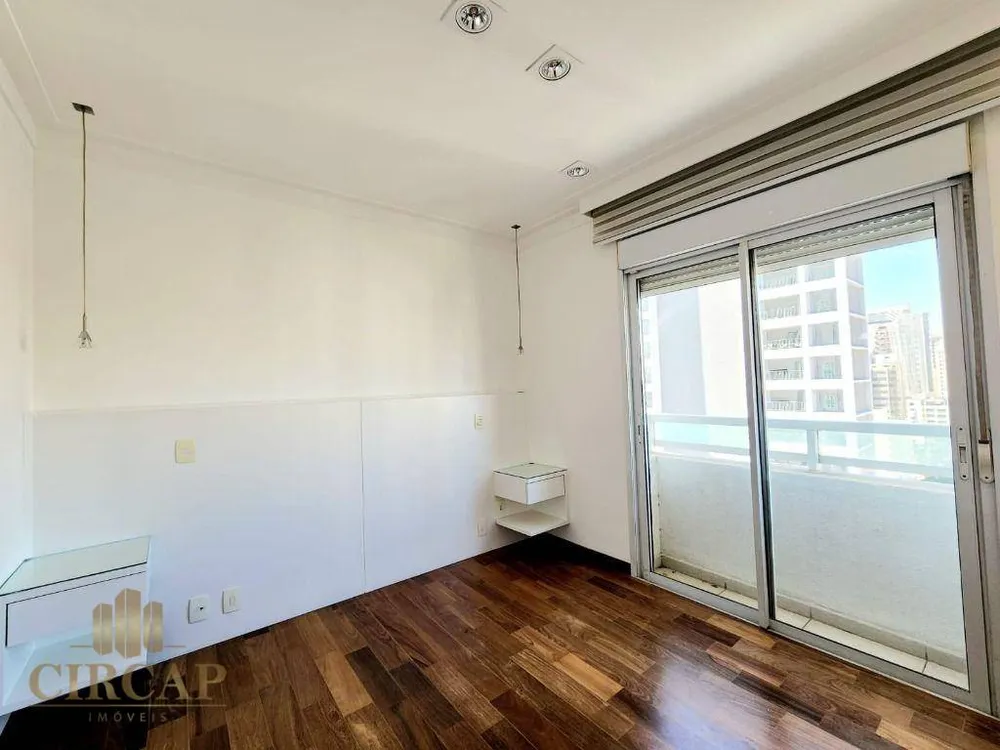 Apartamento, 3 quartos, 135 m² - Foto 3