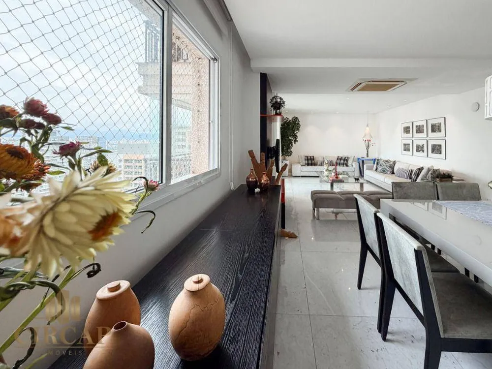 Apartamento, 4 quartos, 208 m² - Foto 2