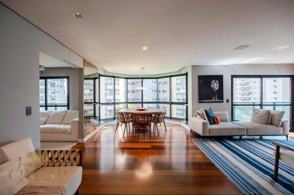 Apartamento, 3 quartos, 208 m² - Foto 1