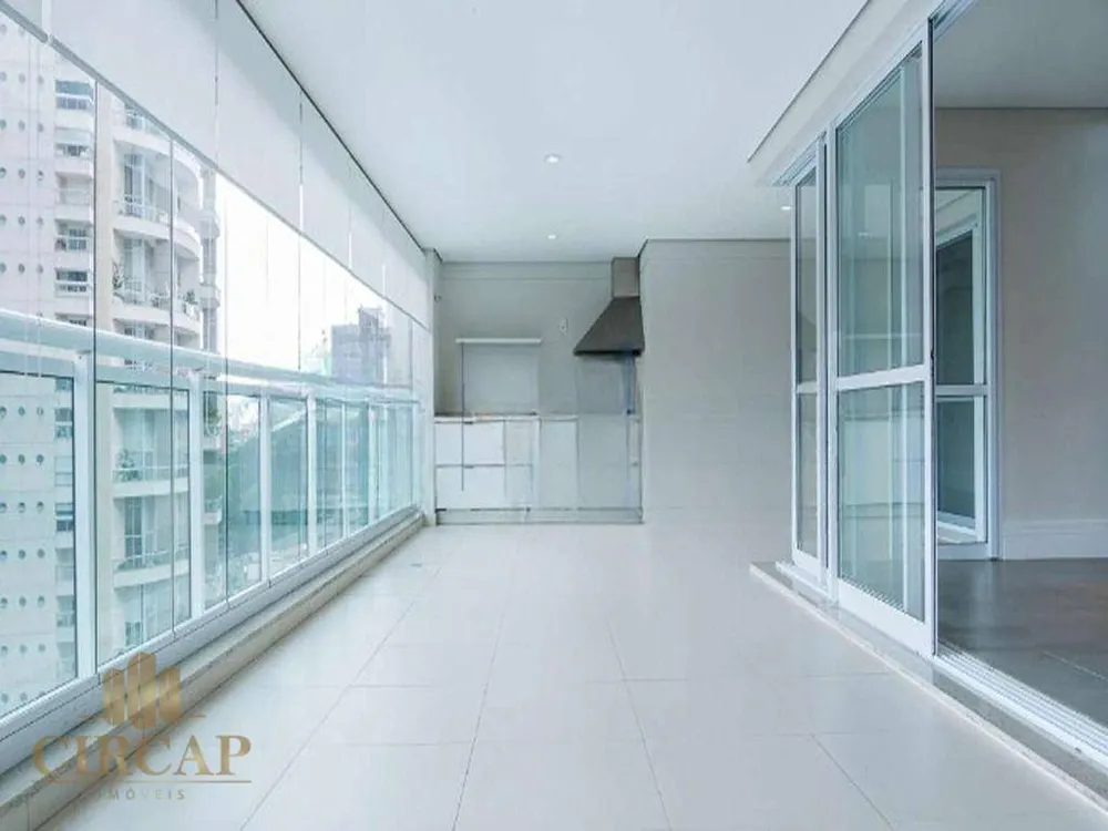 Apartamento, 3 quartos, 157 m² - Foto 1