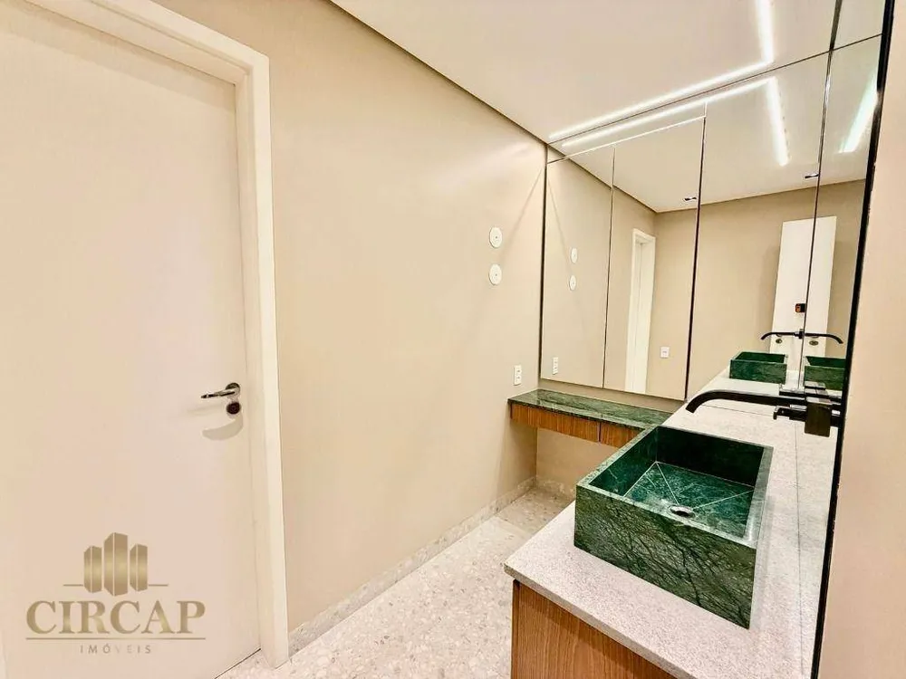 Apartamento, 3 quartos, 184 m² - Foto 2