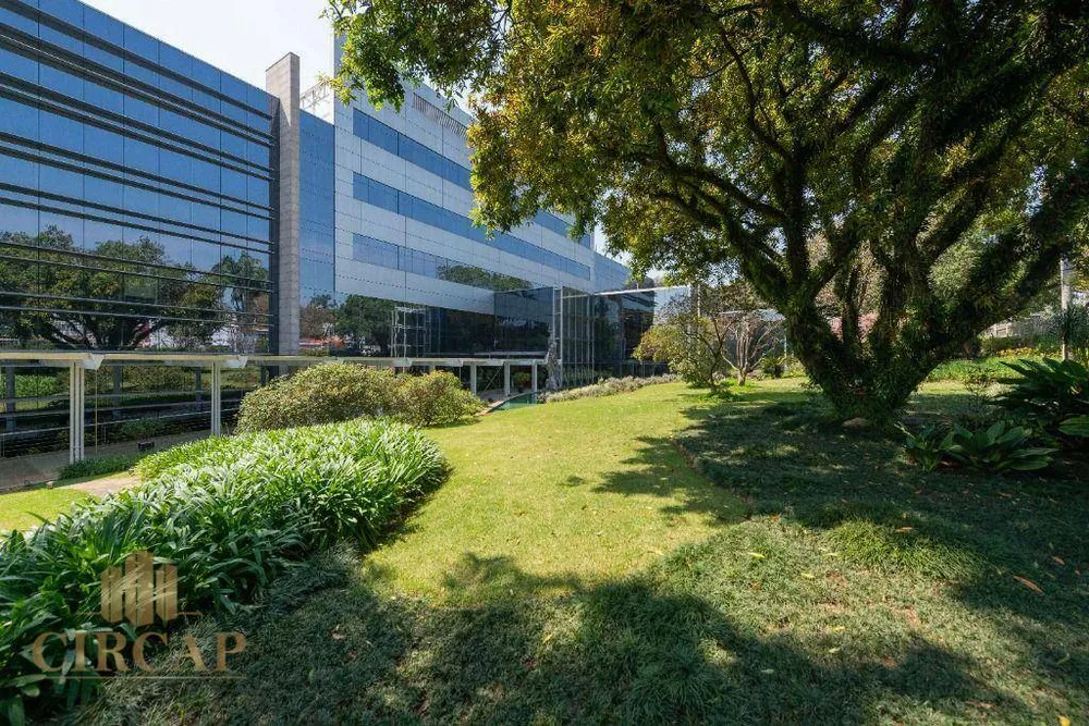 Prédio Inteiro, 10848 m² - Foto 1