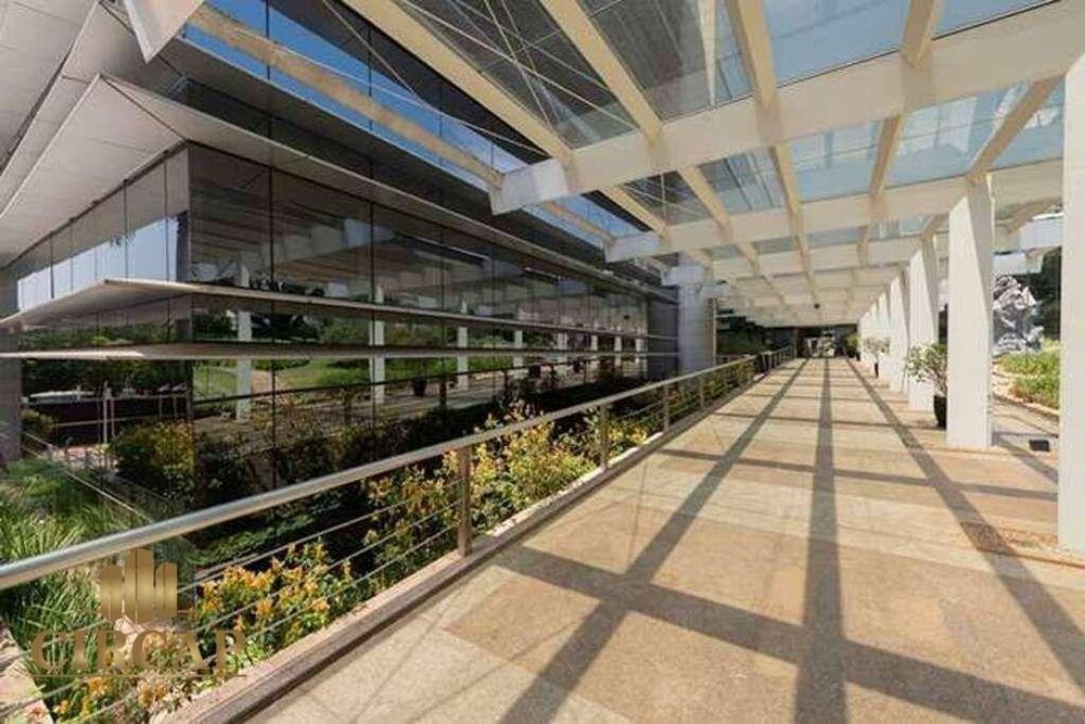 Prédio Inteiro, 10848 m² - Foto 1