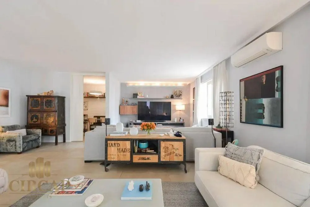 Apartamento, 4 quartos, 246 m² - Foto 2