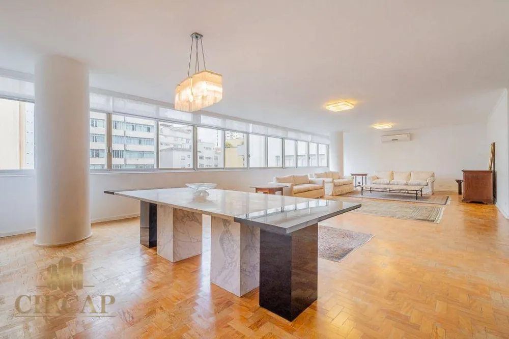 Apartamento, 3 quartos, 270 m² - Foto 1