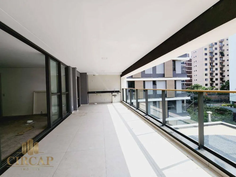 Apartamento, 4 quartos, 236 m² - Foto 1