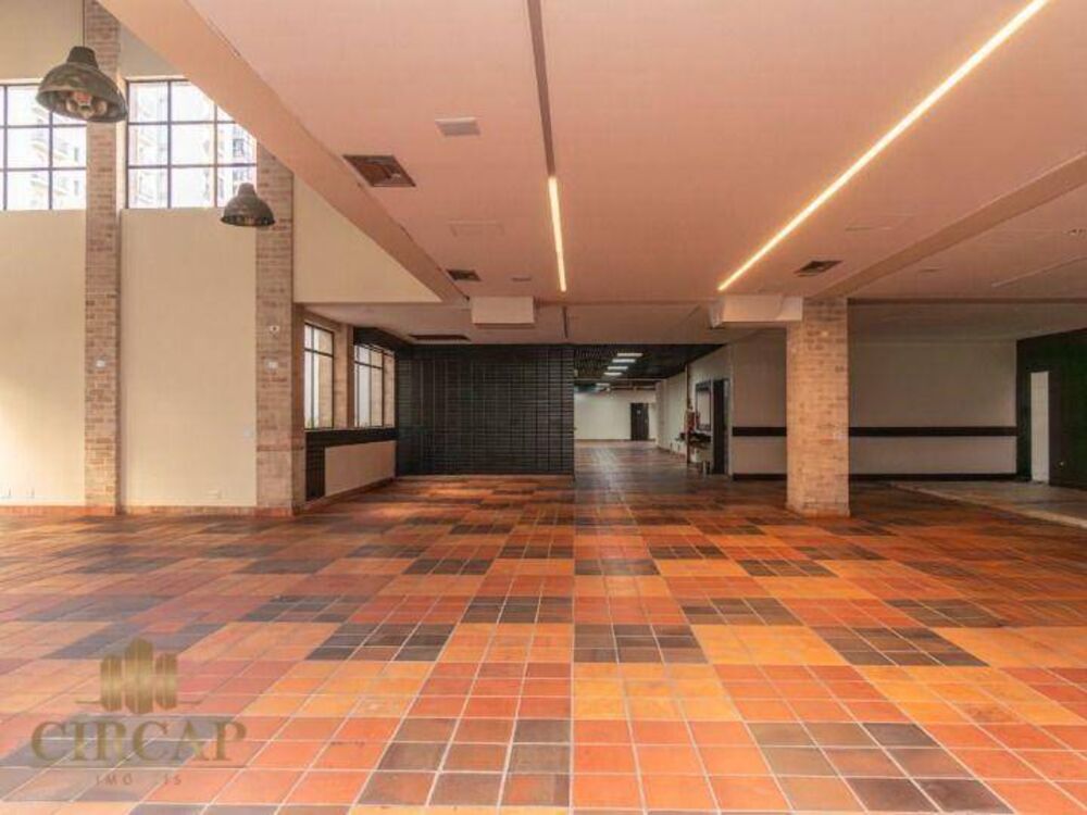 Prédio Inteiro para alugar, 1863m² - Foto 1