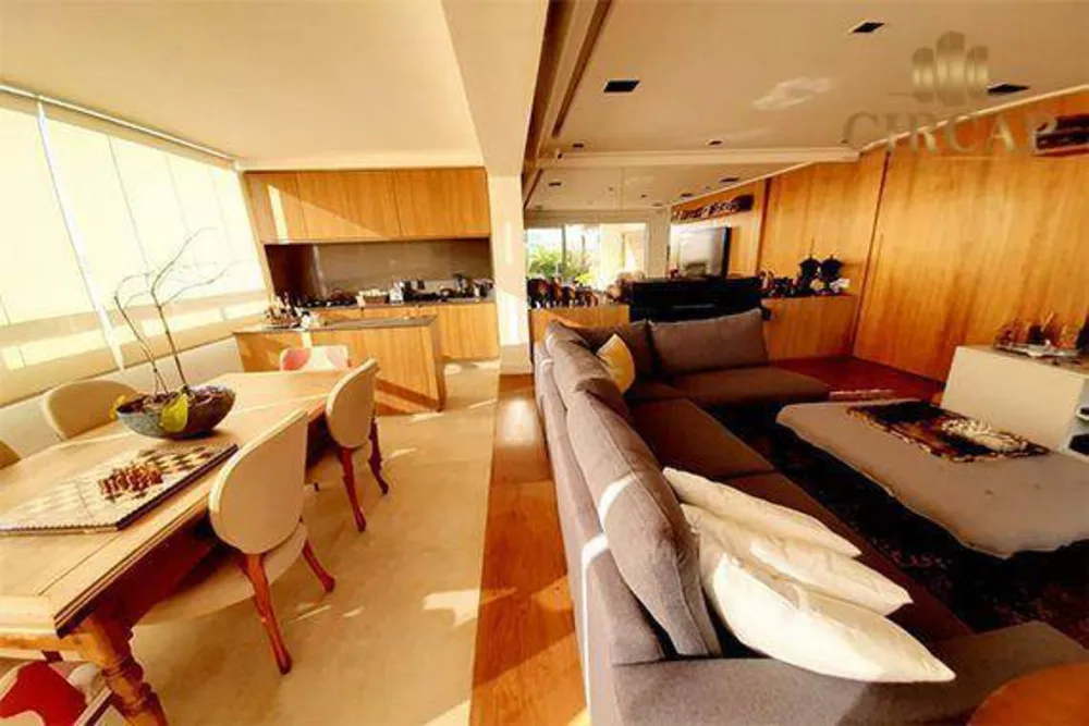 Cobertura, 3 quartos, 244 m² - Foto 4