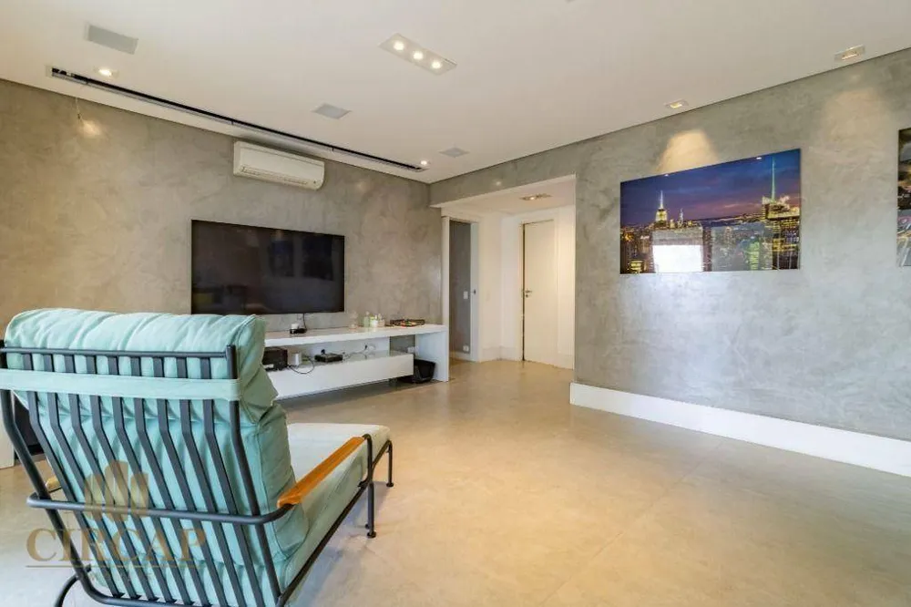 Apartamento, 3 quartos, 180 m² - Foto 1