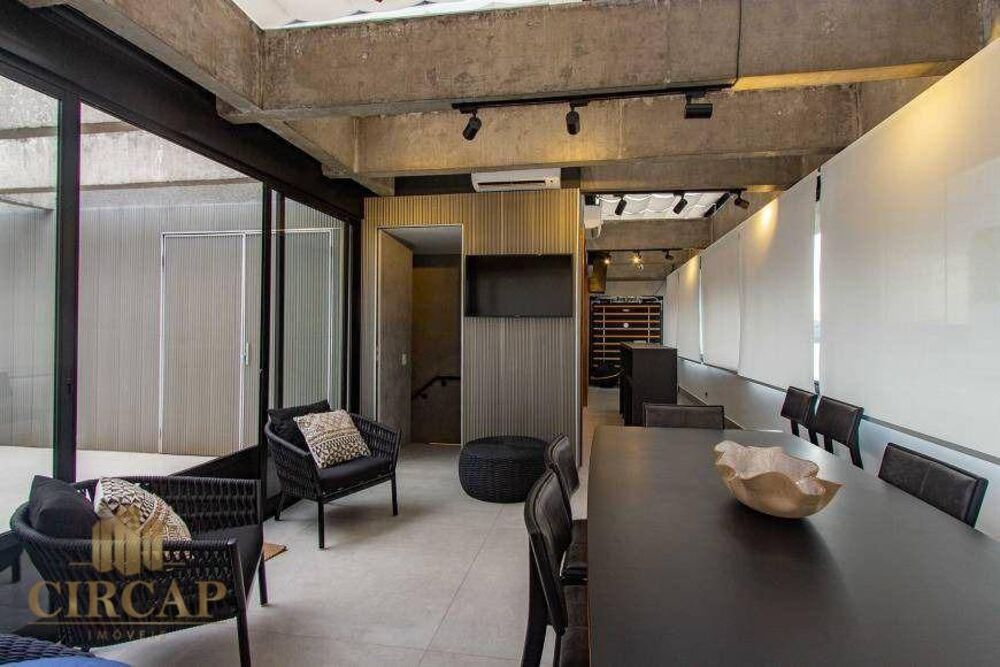 Cobertura para alugar com 2 quartos, 328m² - Foto 1