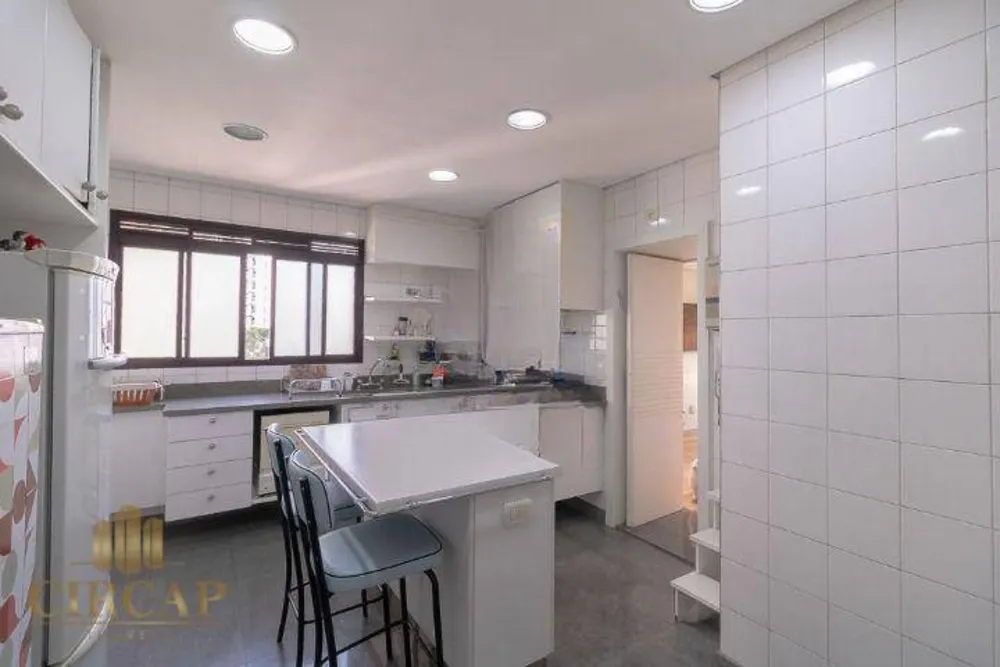 Cobertura, 3 quartos, 280 m² - Foto 11