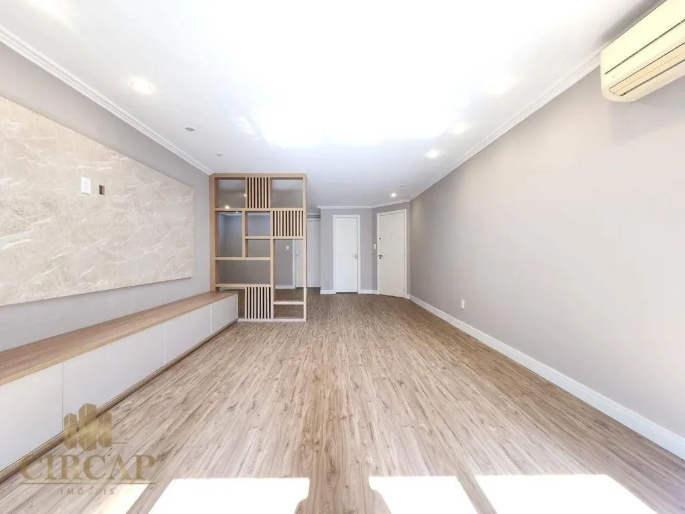 Apartamento, 3 quartos, 130 m² - Foto 1